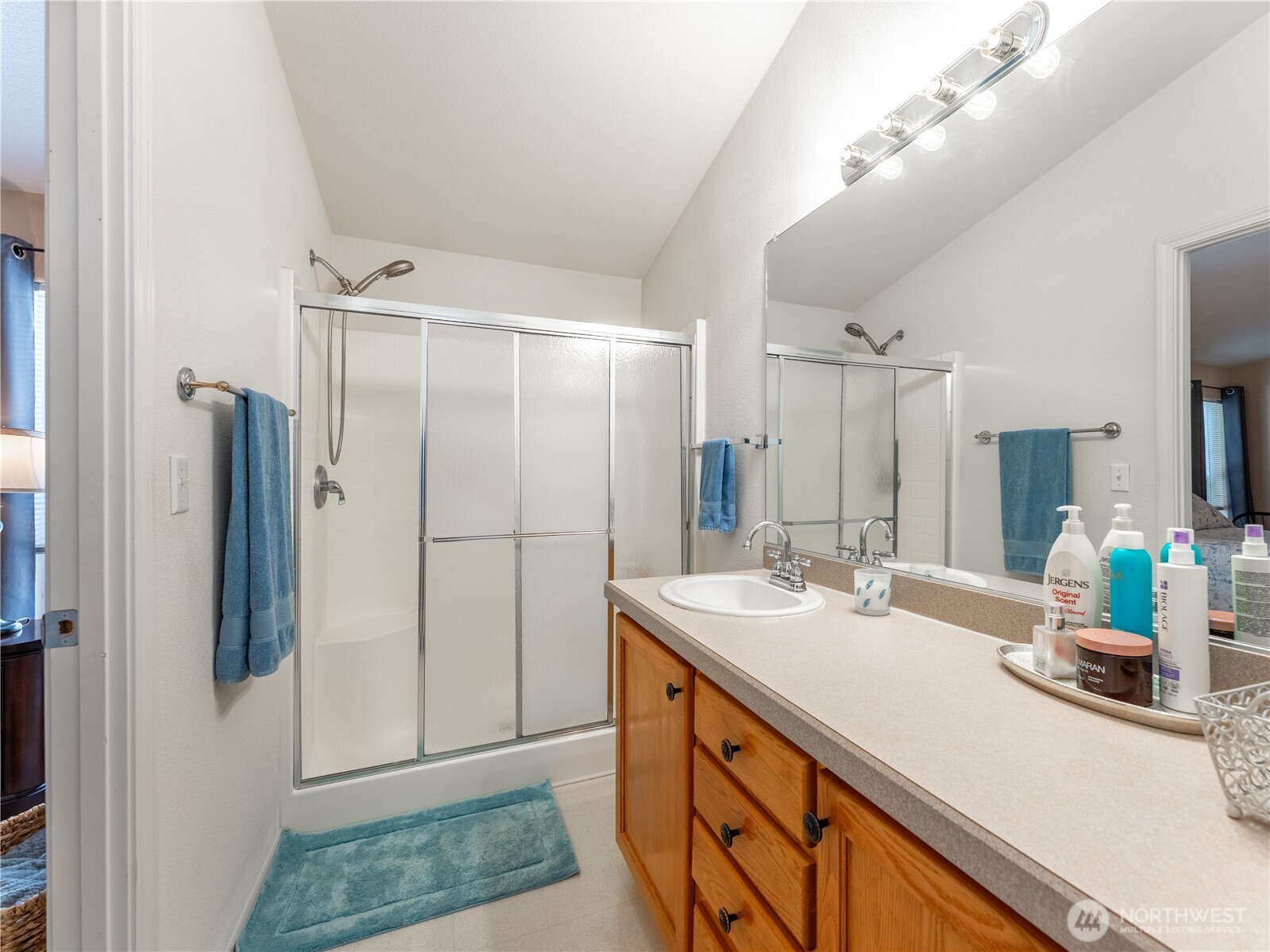 515 Country Lane Property Photo 19