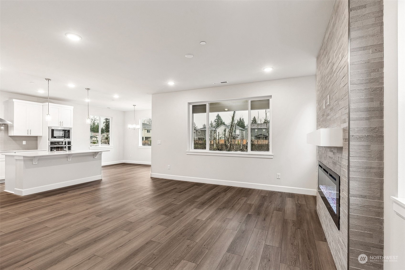 8765 75th Place 6 Property Photo 2