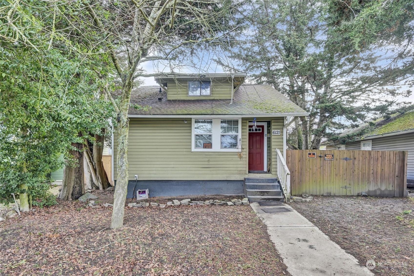 6121 S Park Avenue Property Photo 1