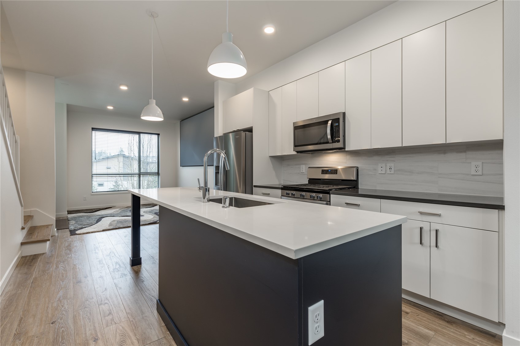 32779 Madrona Avenue 32779 Property Photo 7