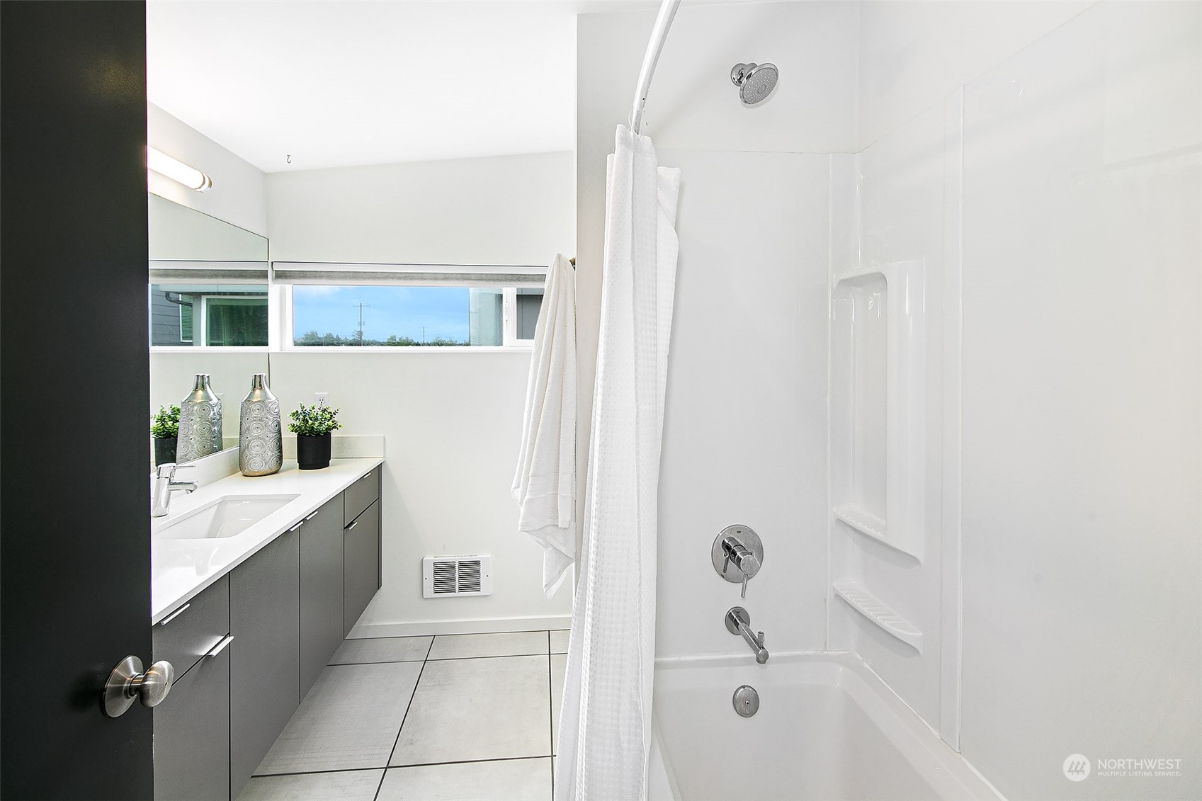 947 N 78th Street B Property Photo 13