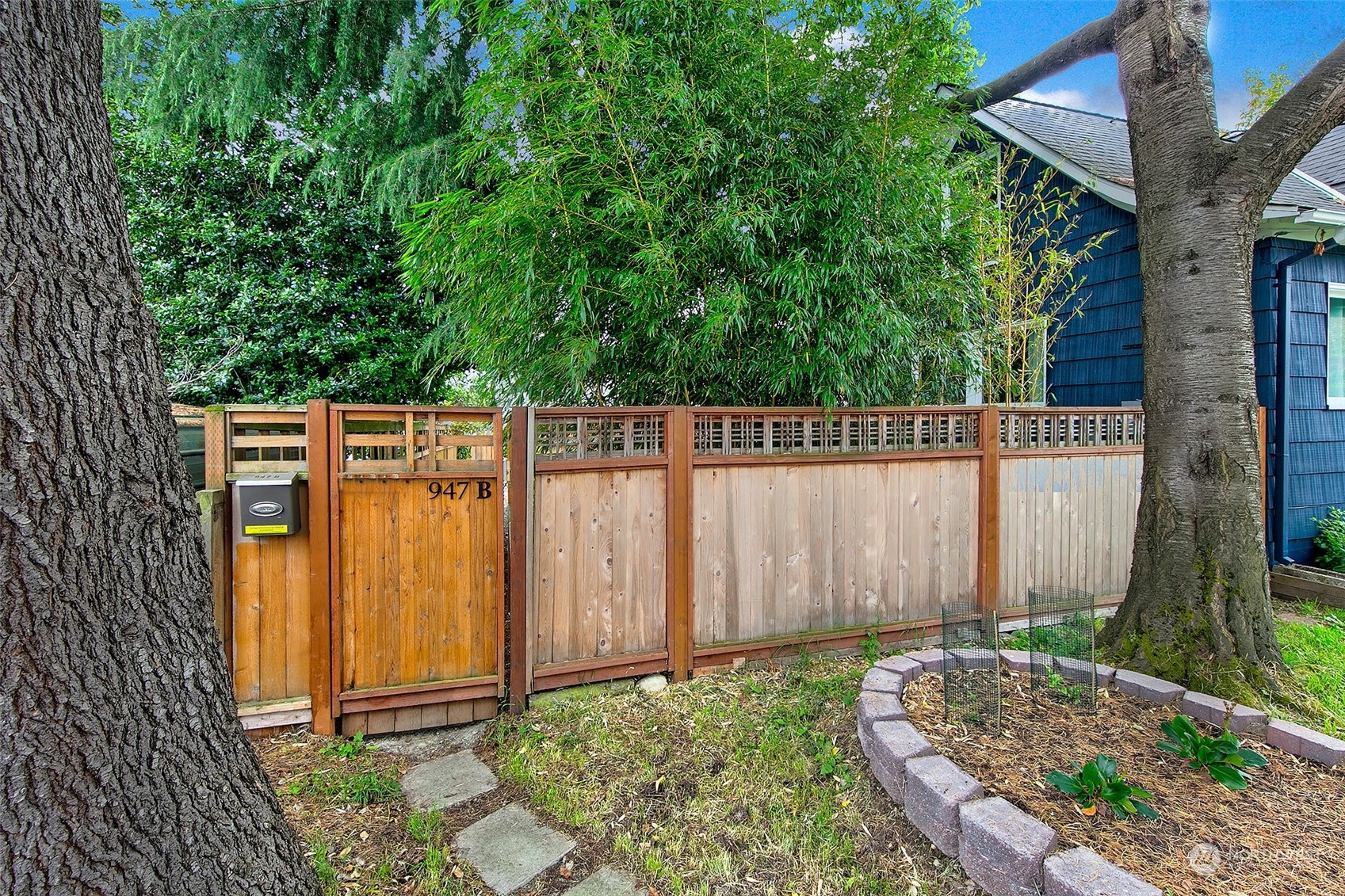 947 N 78th Street B Property Photo 24