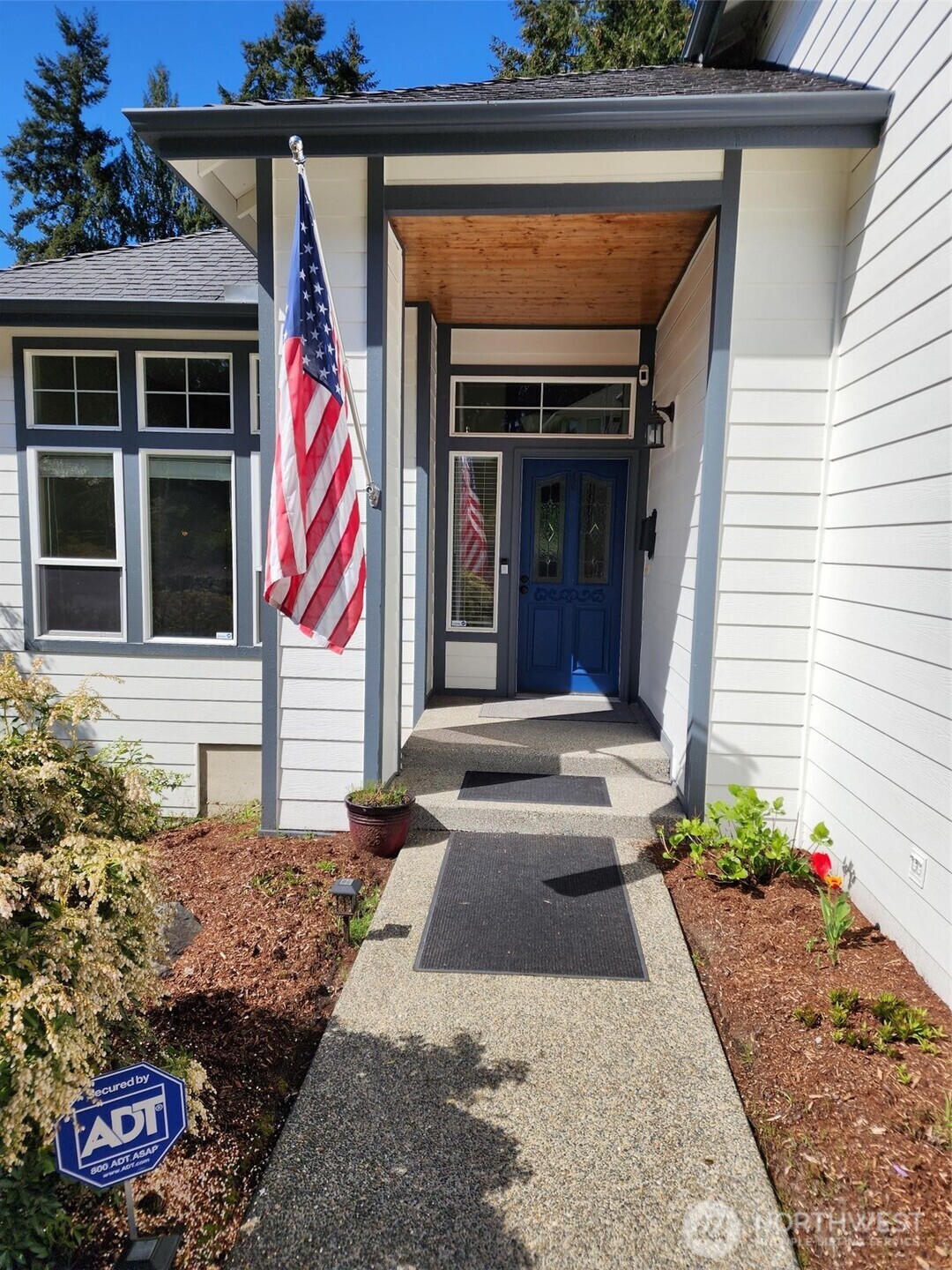 13614 53rd Avenue Property Photo 3