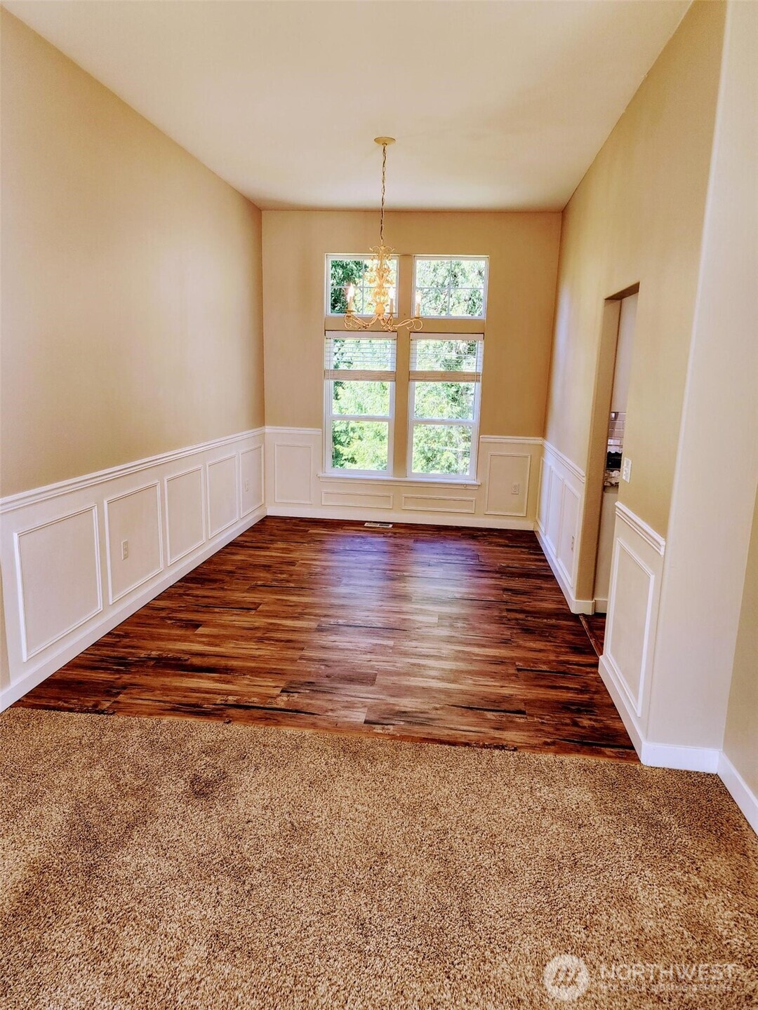 13614 53rd Avenue Property Photo 4