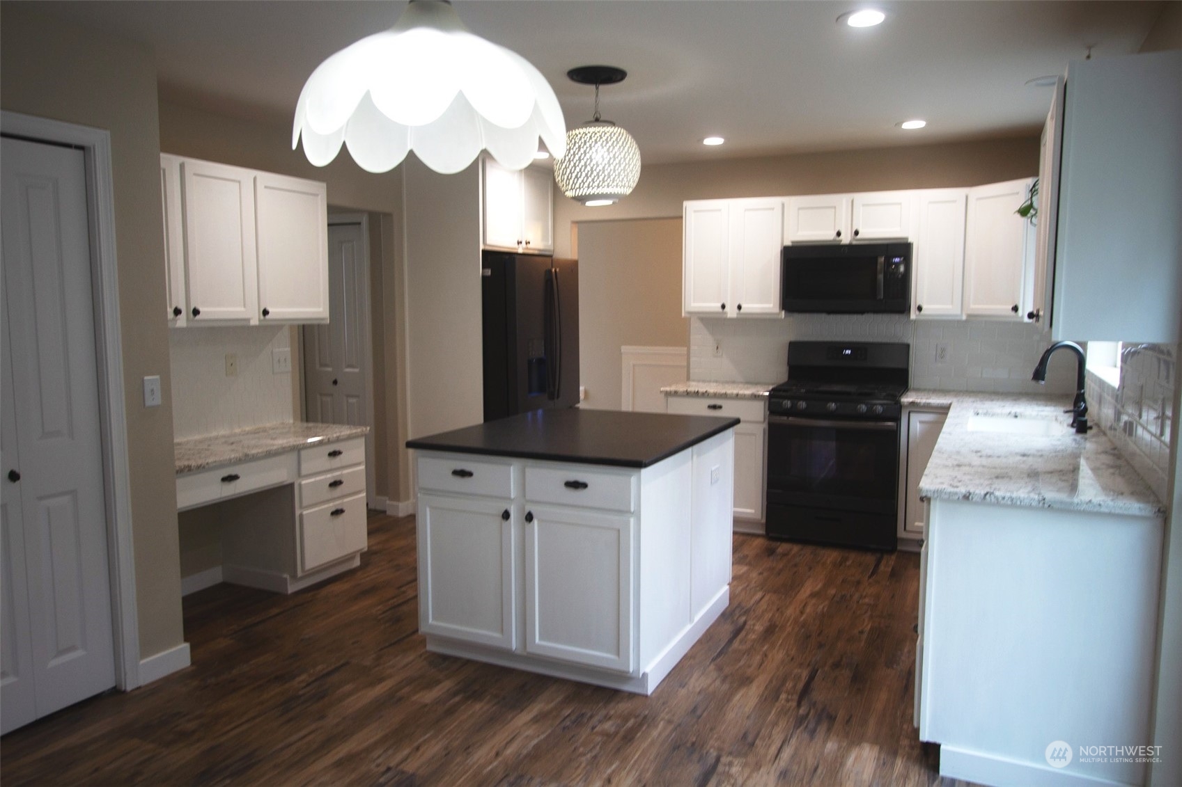 13614 53rd Avenue Property Photo 7