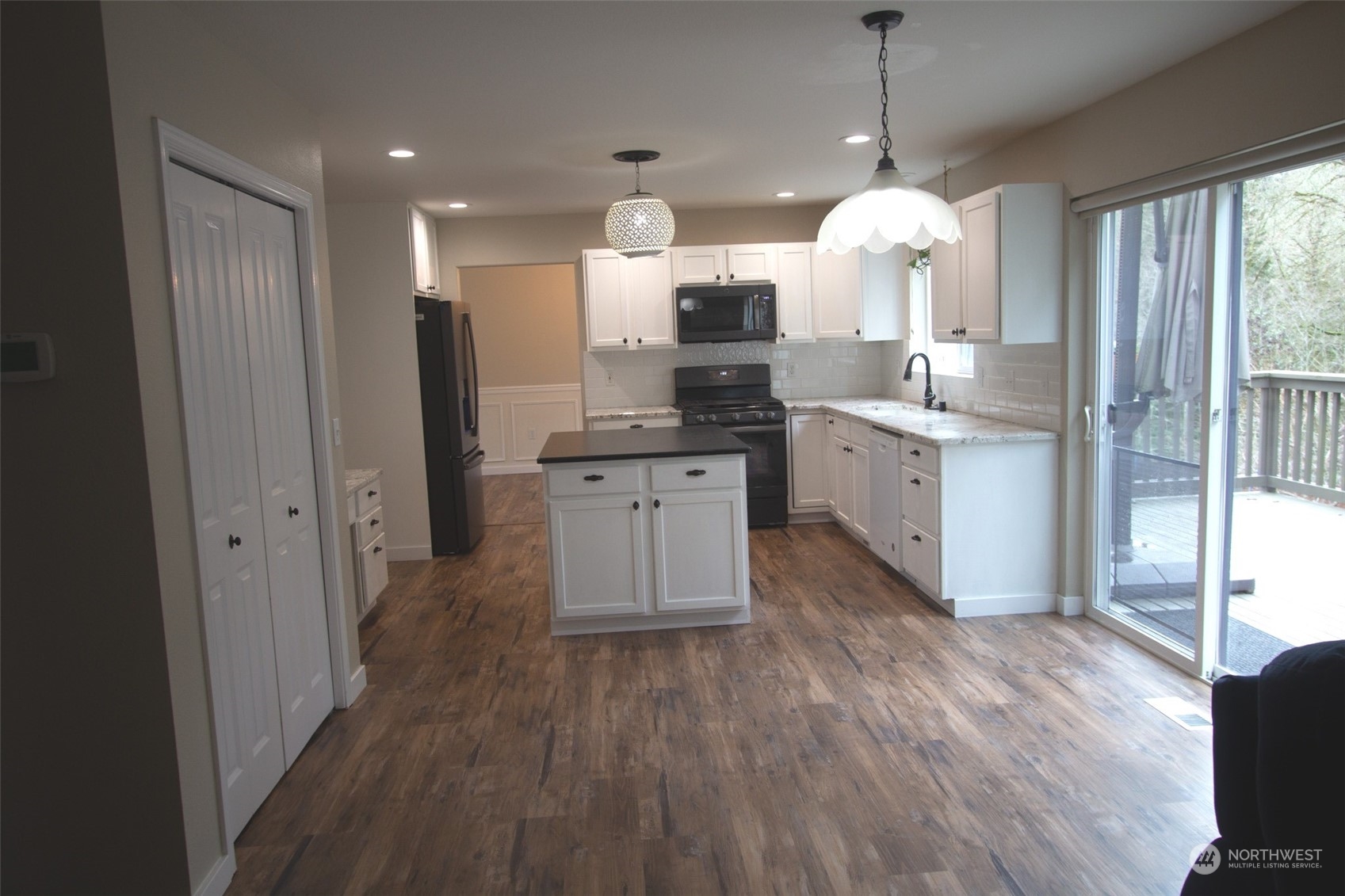 13614 53rd Avenue Property Photo 8