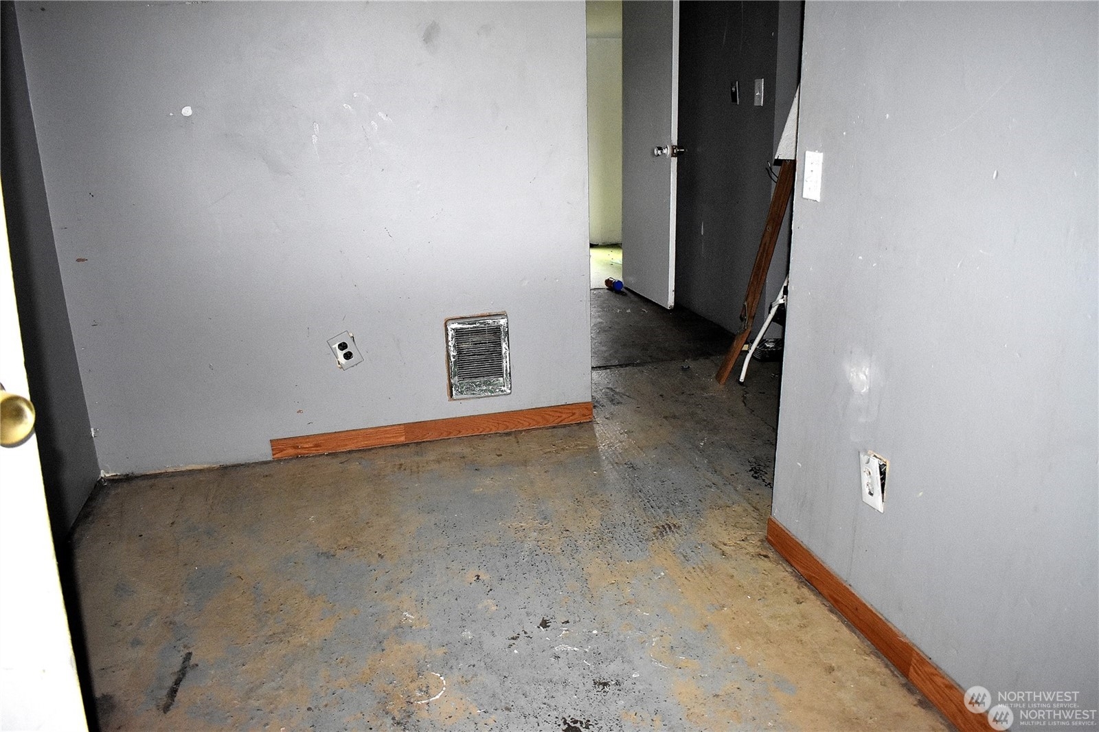 2325 Conger Avenue Property Photo 12