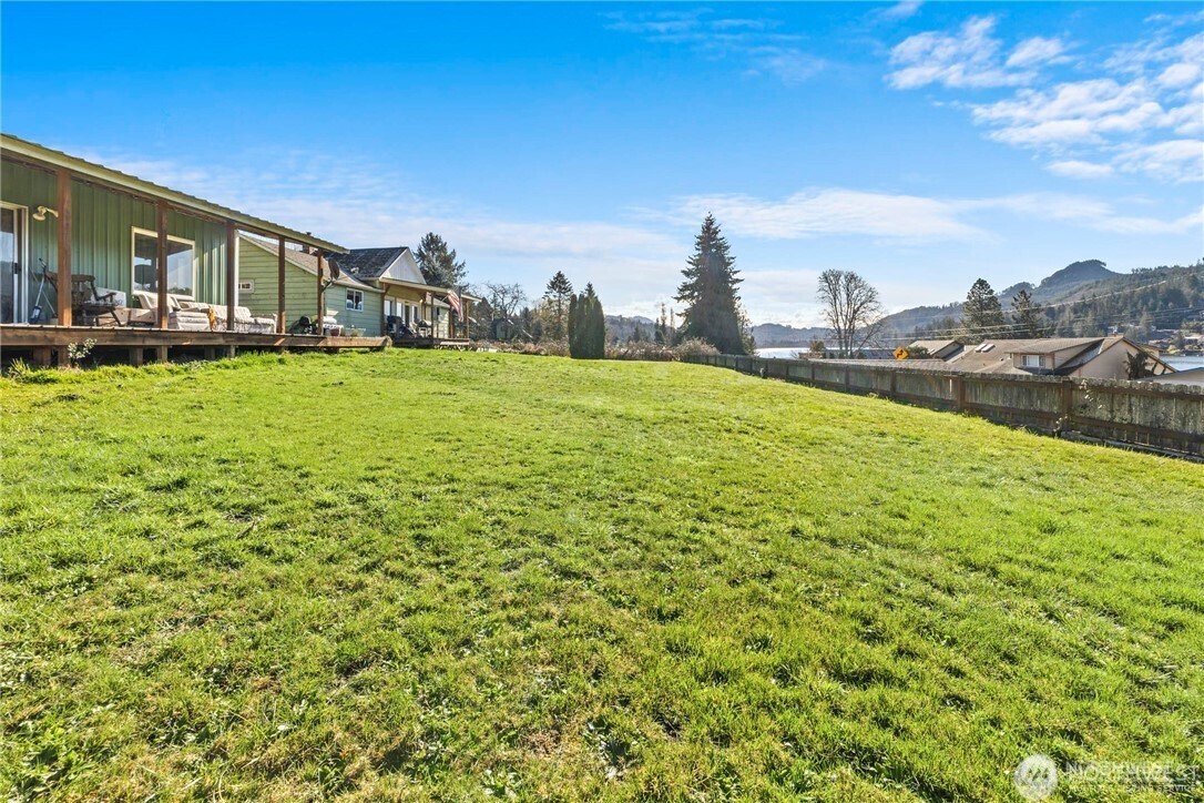 18068 State Route 9 Property Photo 5