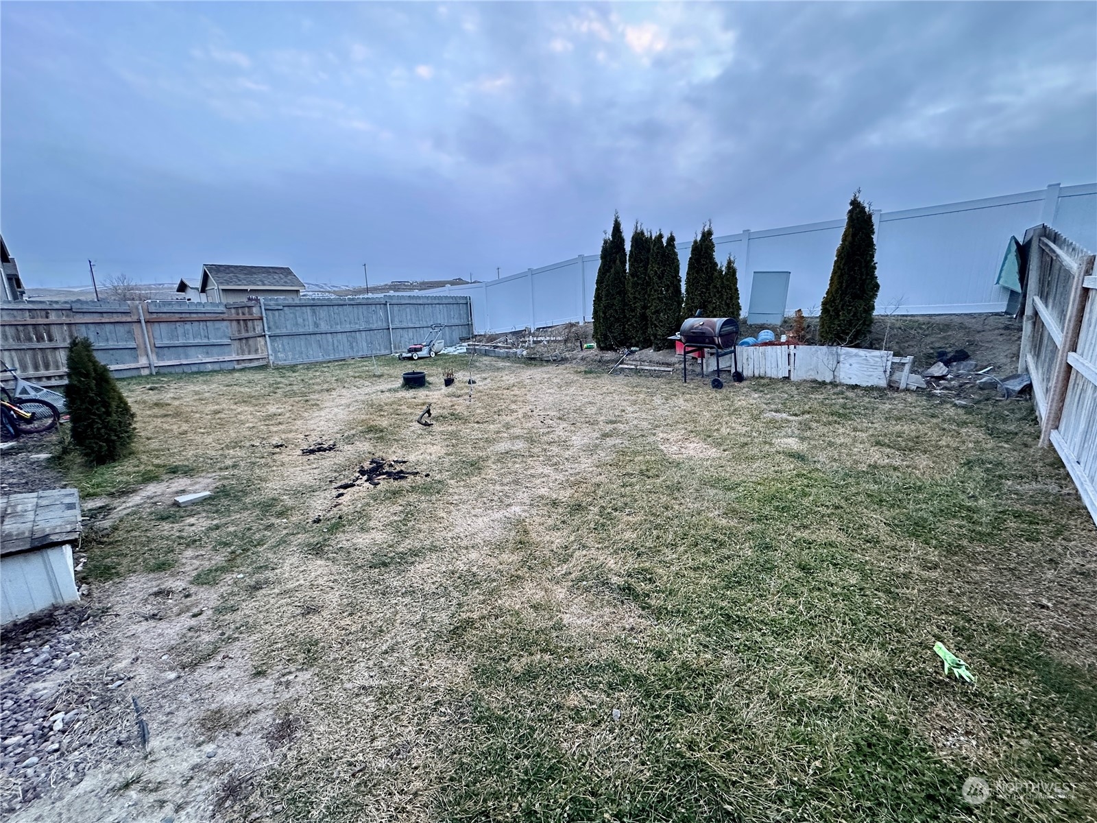 200802 E Game Farm Road 16 Property Photo 4