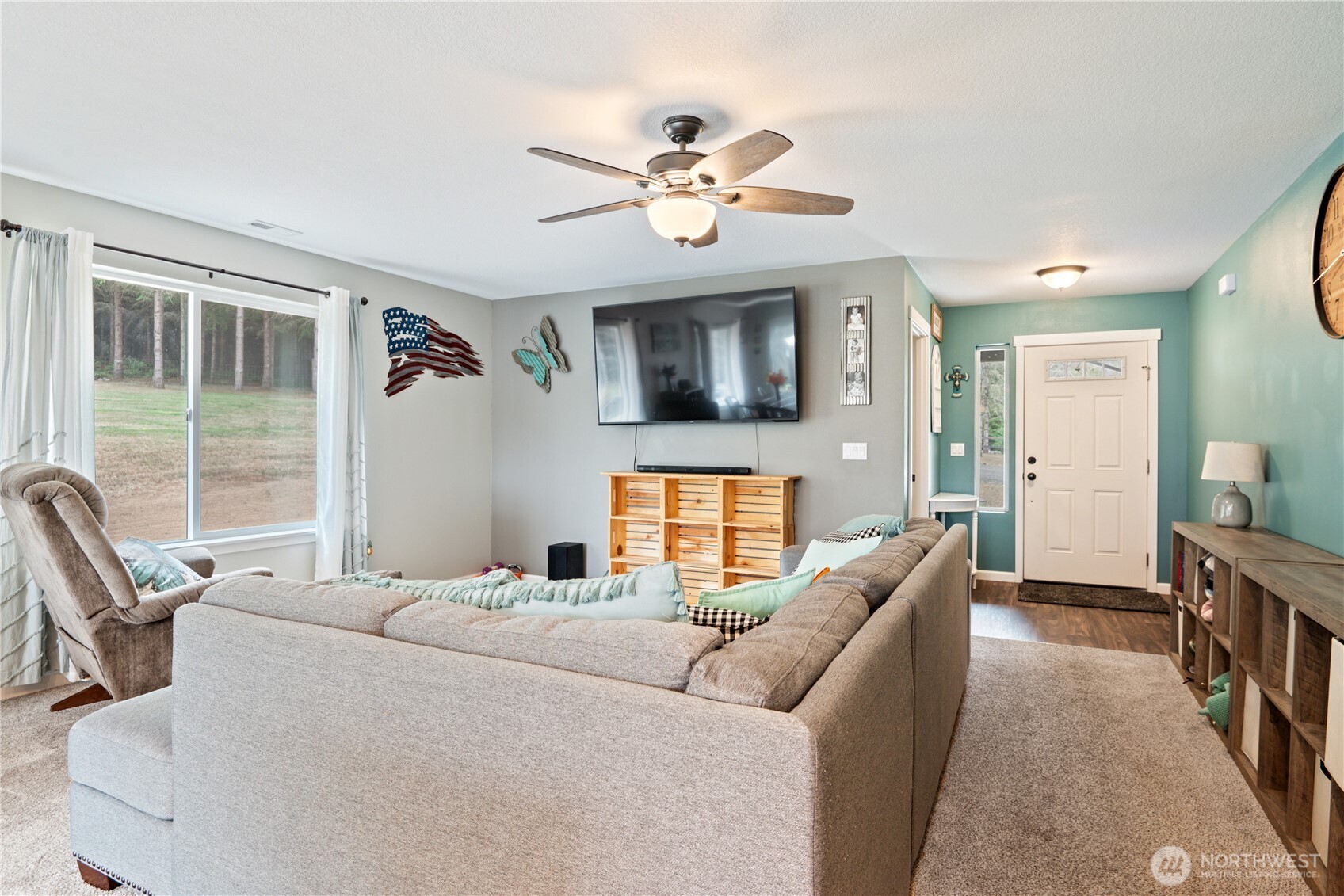 130 Grand Ridge Property Photo 5
