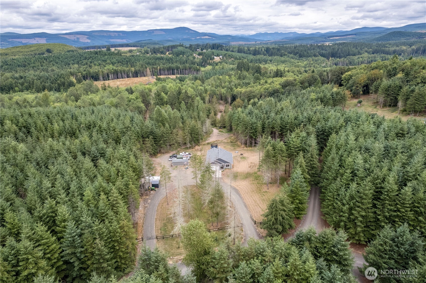 130 Grand Ridge Property Photo 33