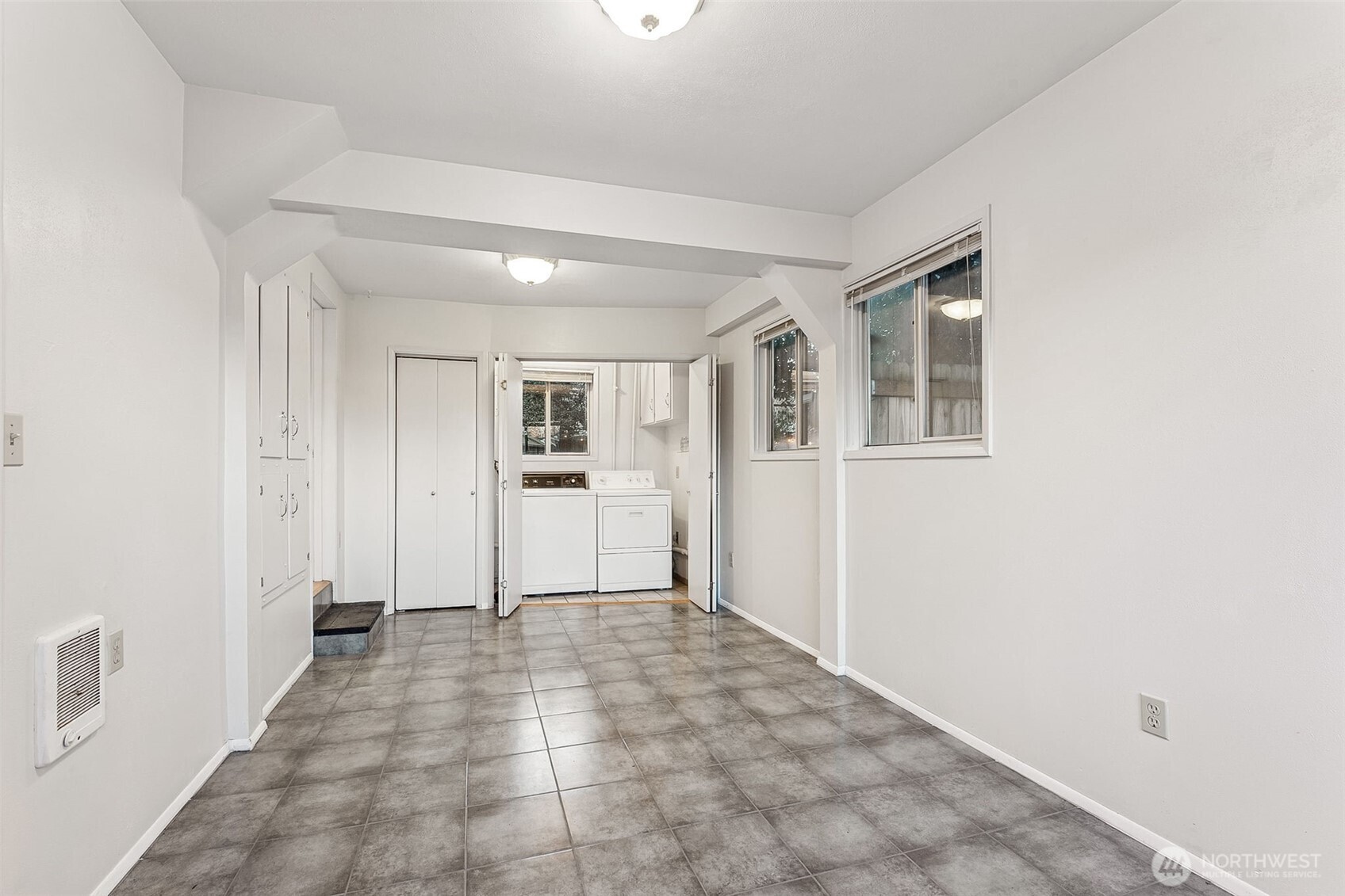 9821 Dekoven Drive A & B Property Photo 6