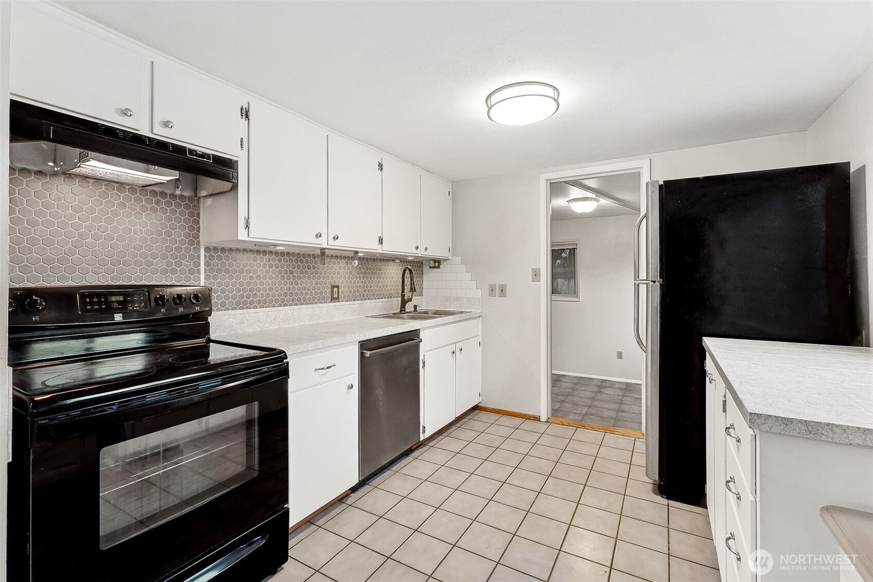 9821 Dekoven Drive A & B Property Photo 9
