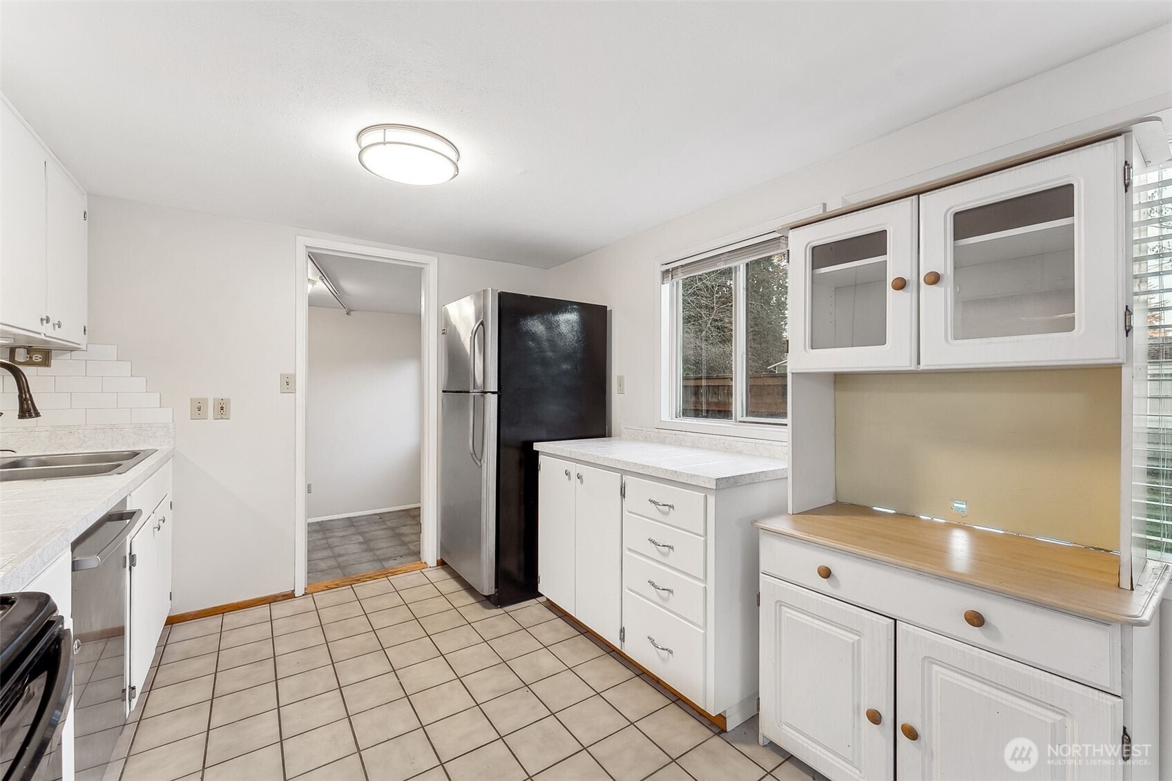 9821 Dekoven Drive A & B Property Photo 10