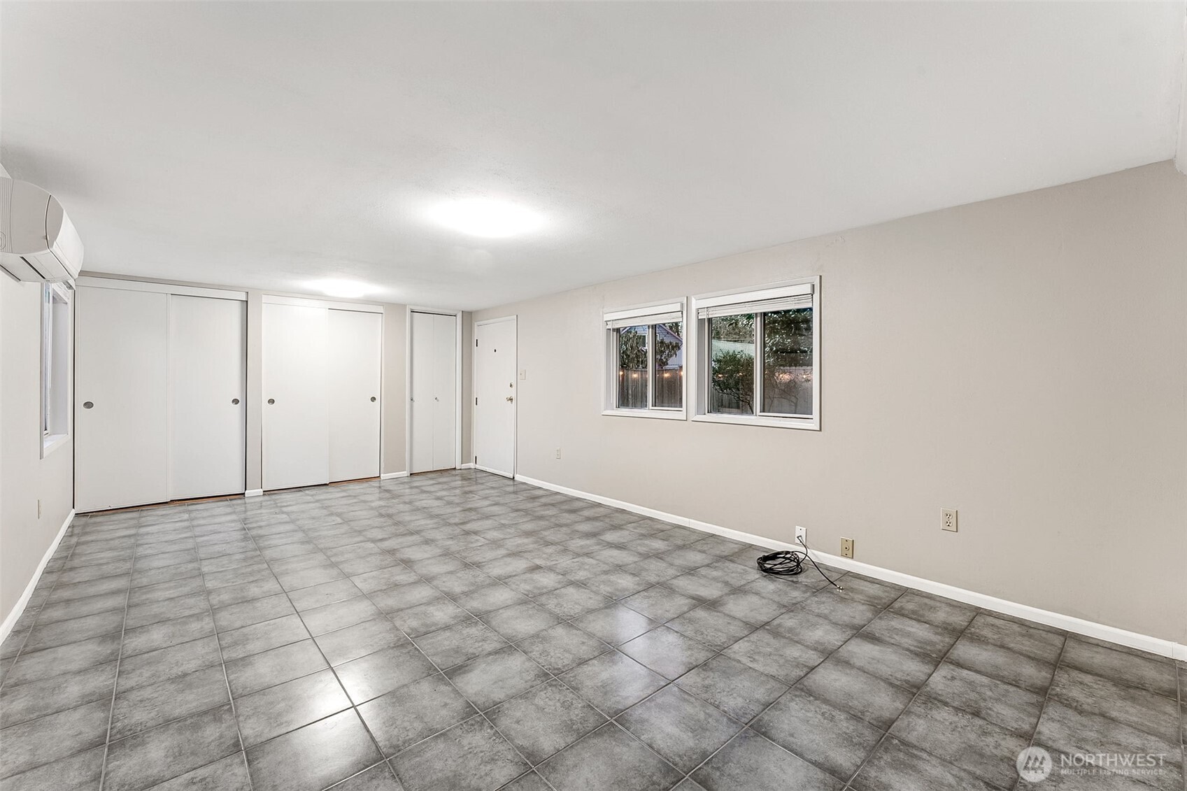 9821 Dekoven Drive A & B Property Photo 14