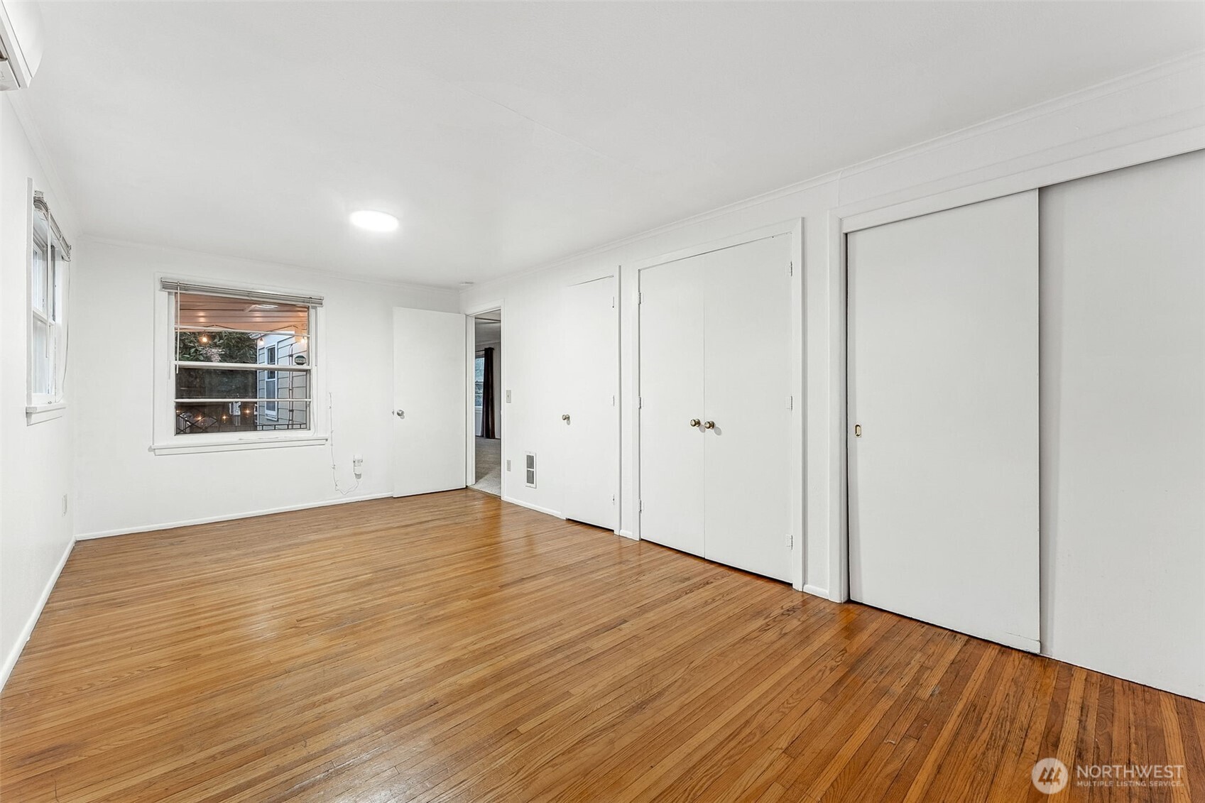 9821 Dekoven Drive A & B Property Photo 20
