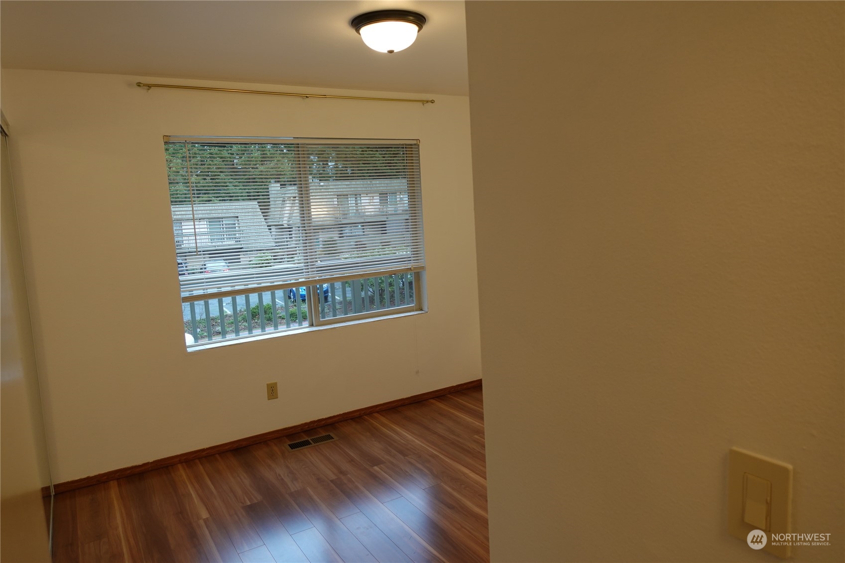 1414 154th Avenue 4402 Property Photo 28