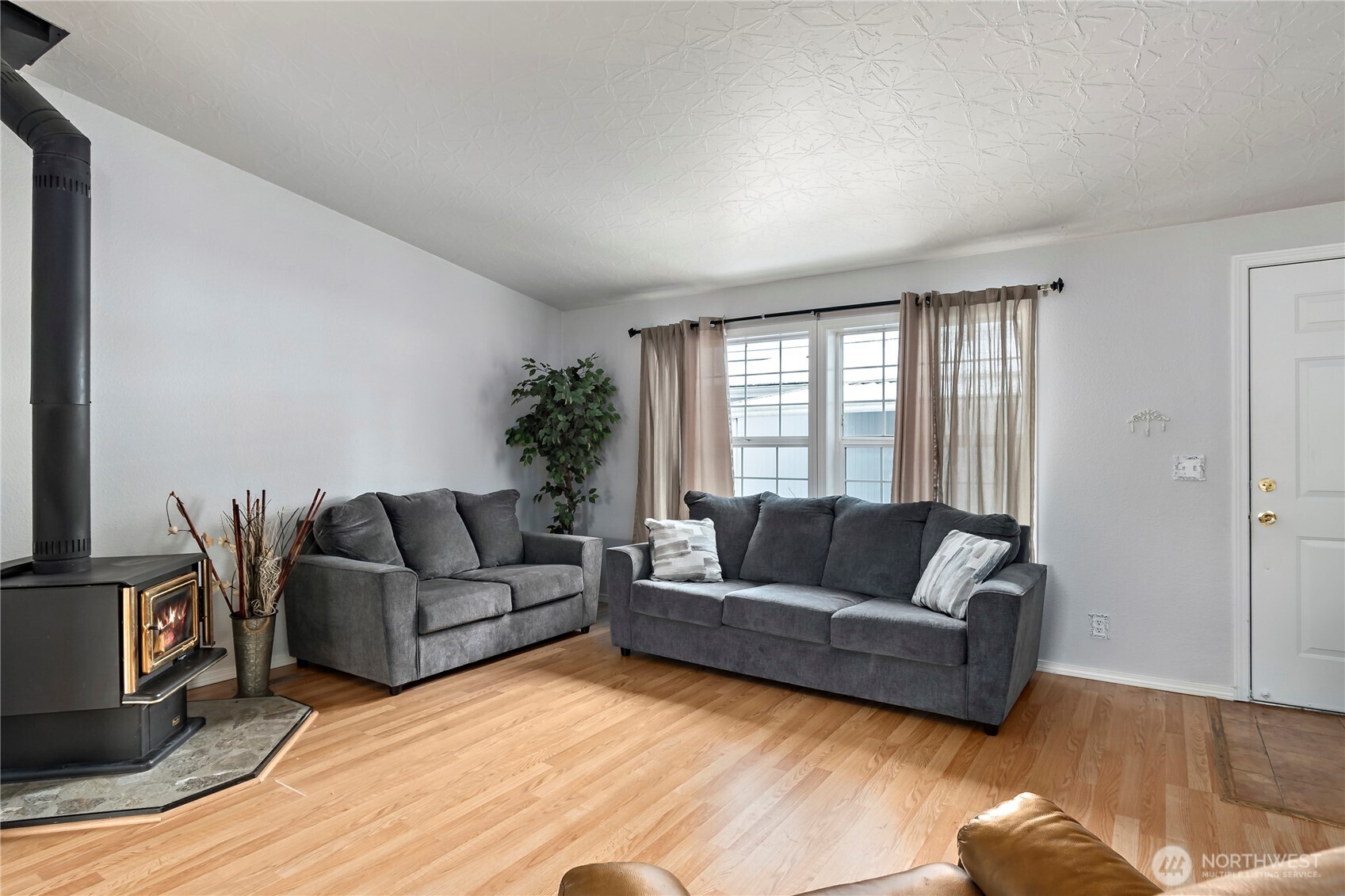 11100 W 4th Avenue 3 Property Photo 6