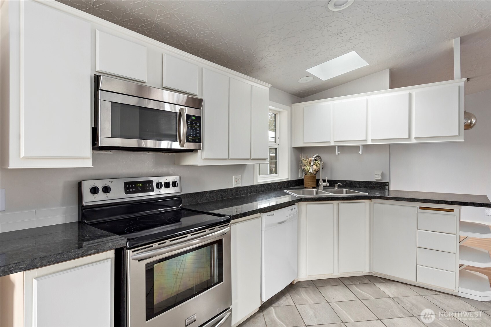 11100 W 4th Avenue 3 Property Photo 14