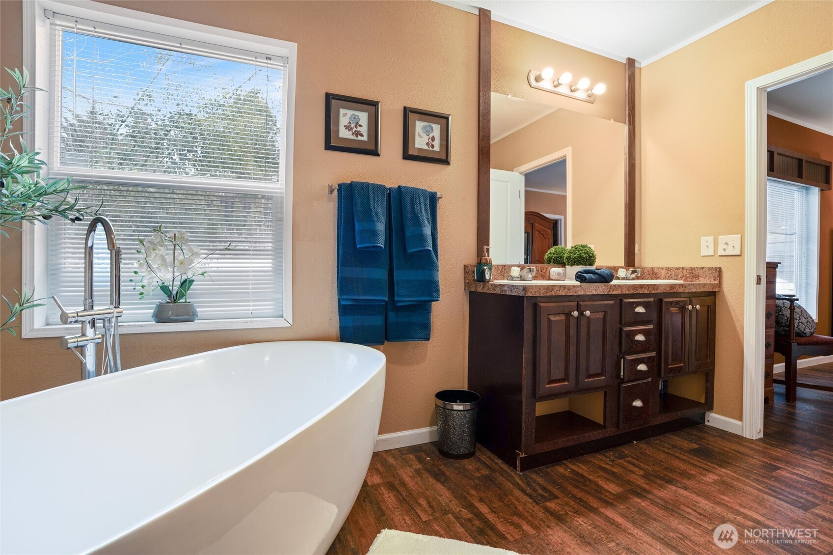 2561 Anderson Hill Road Property Photo 14