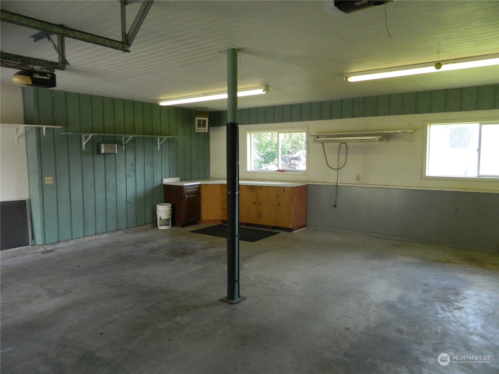 31660 Highway 97 Property Photo 7