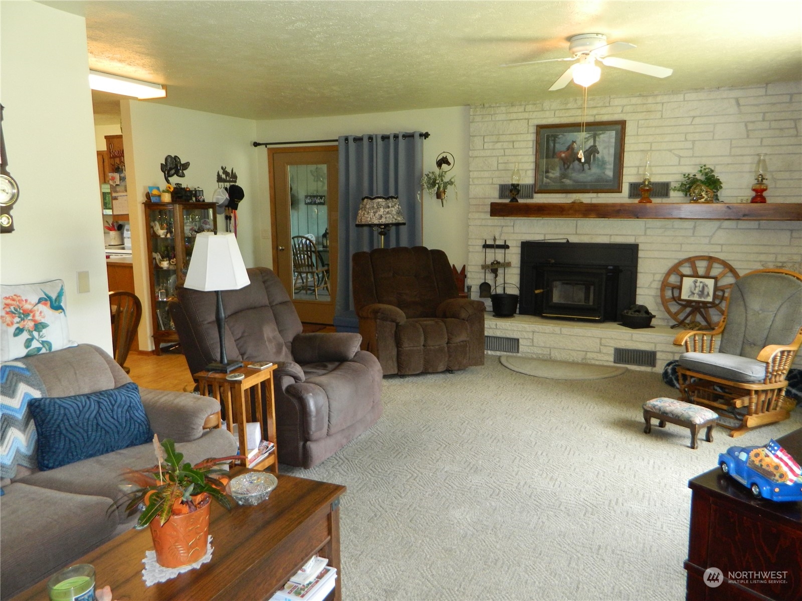 31660 Highway 97 Property Photo 17
