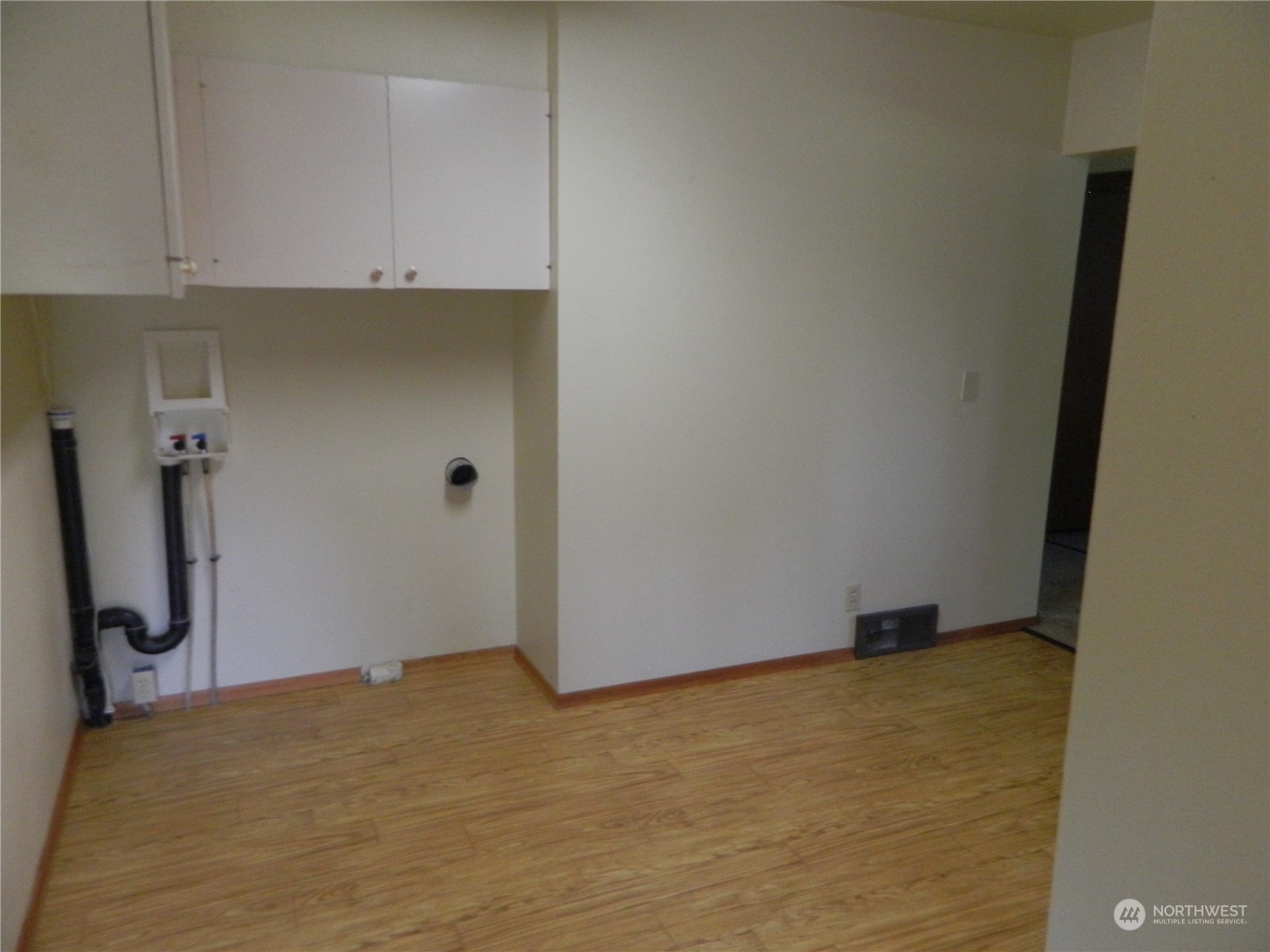 31660 Highway 97 Property Photo 21