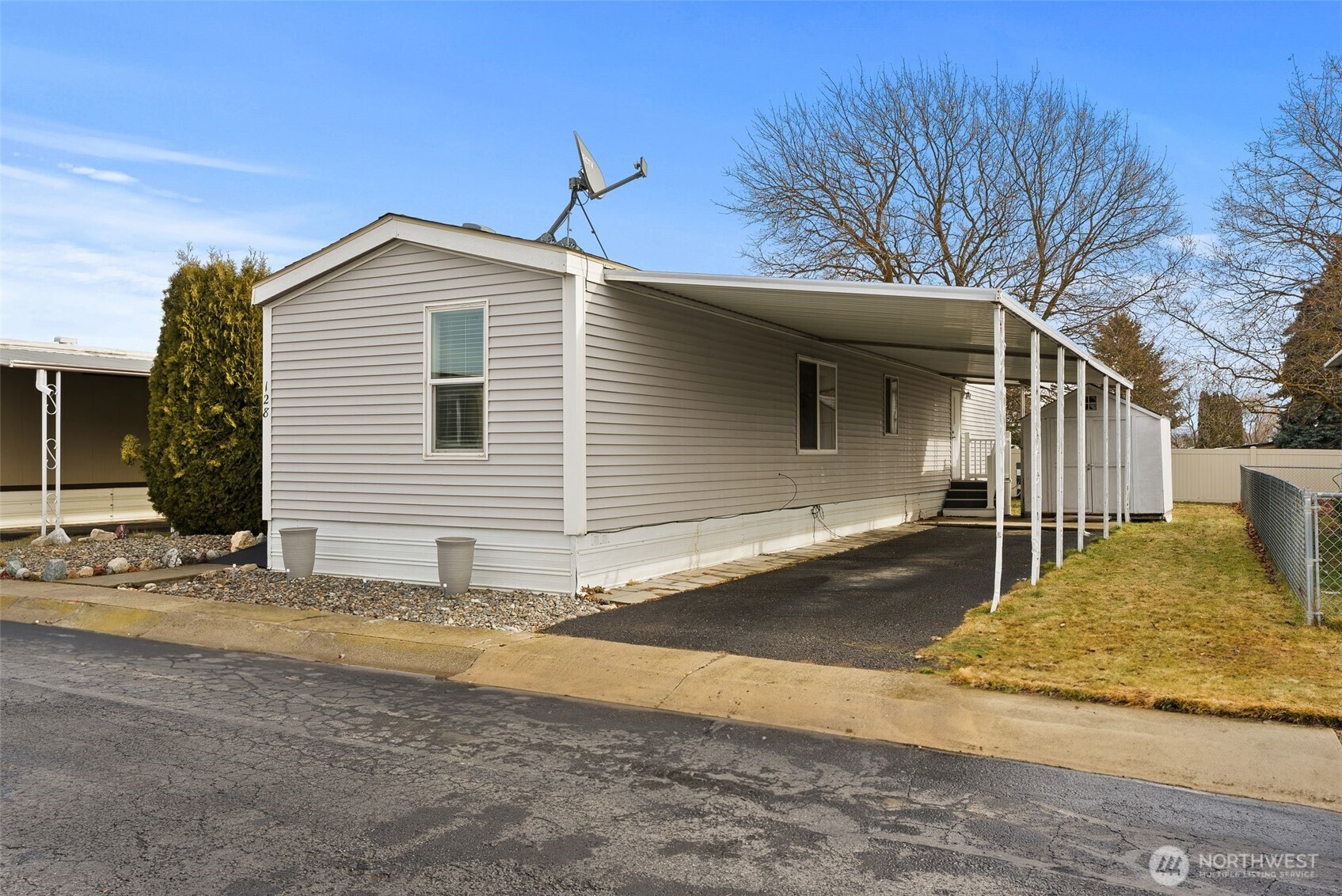 1205 E Lyons Avenue 128 Property Photo