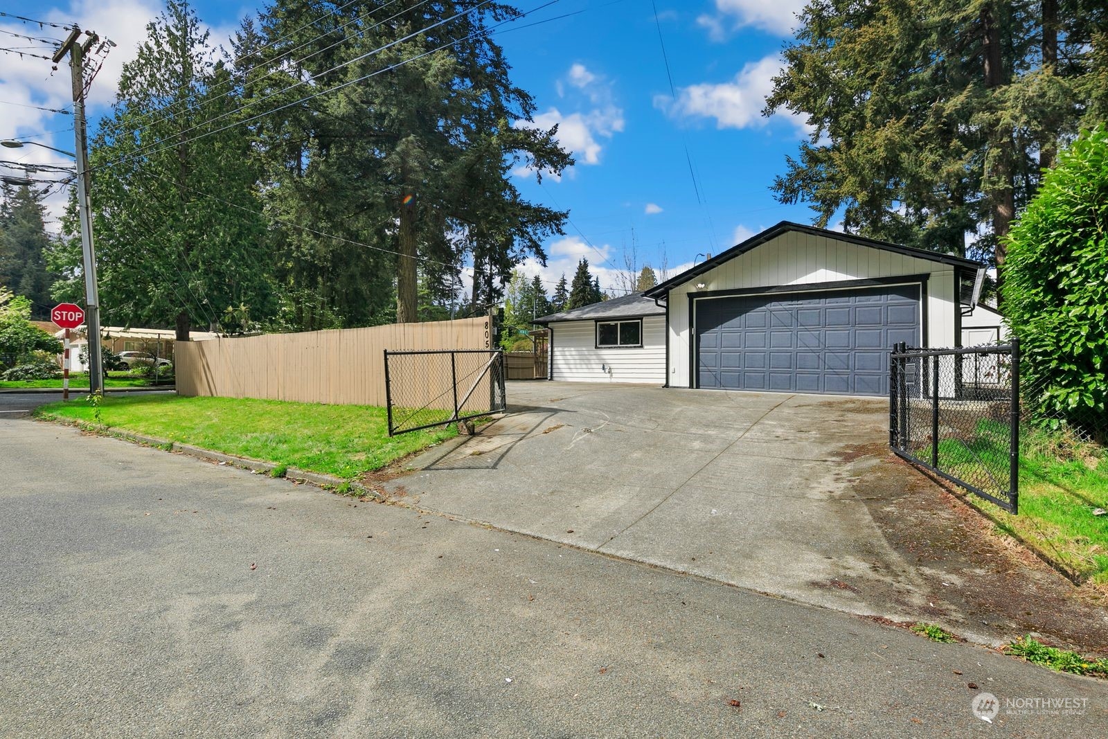 805 164th Place Property Photo