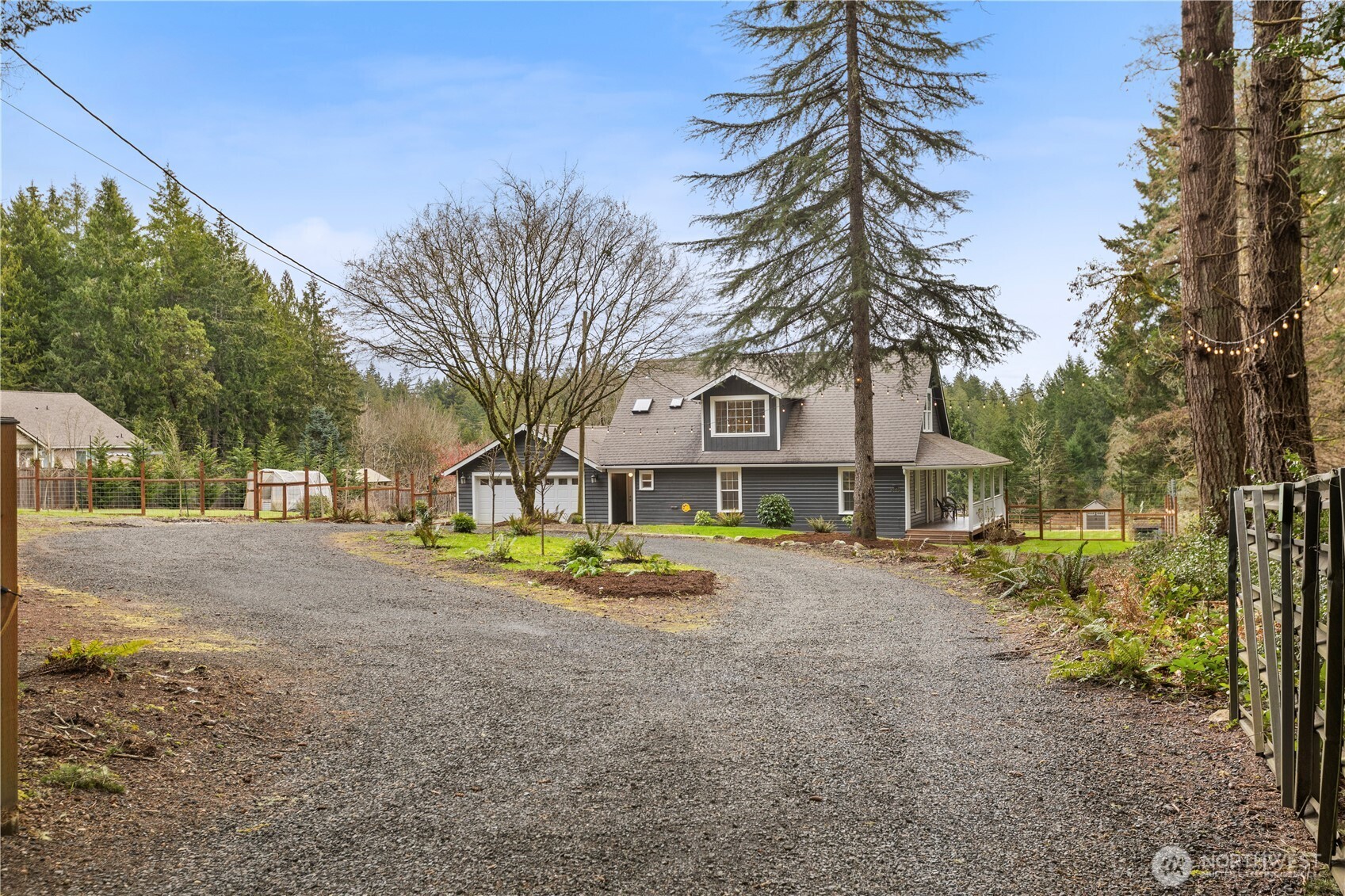 8140 Urquhart Road Property Photo