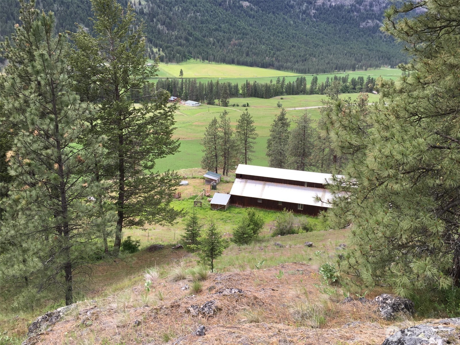 24 Catherine Creek Road Property Photo 32