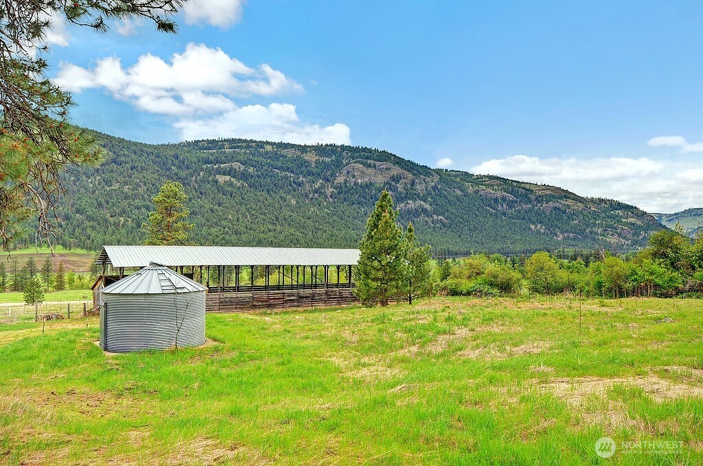 24 Catherine Creek Road Property Photo 33
