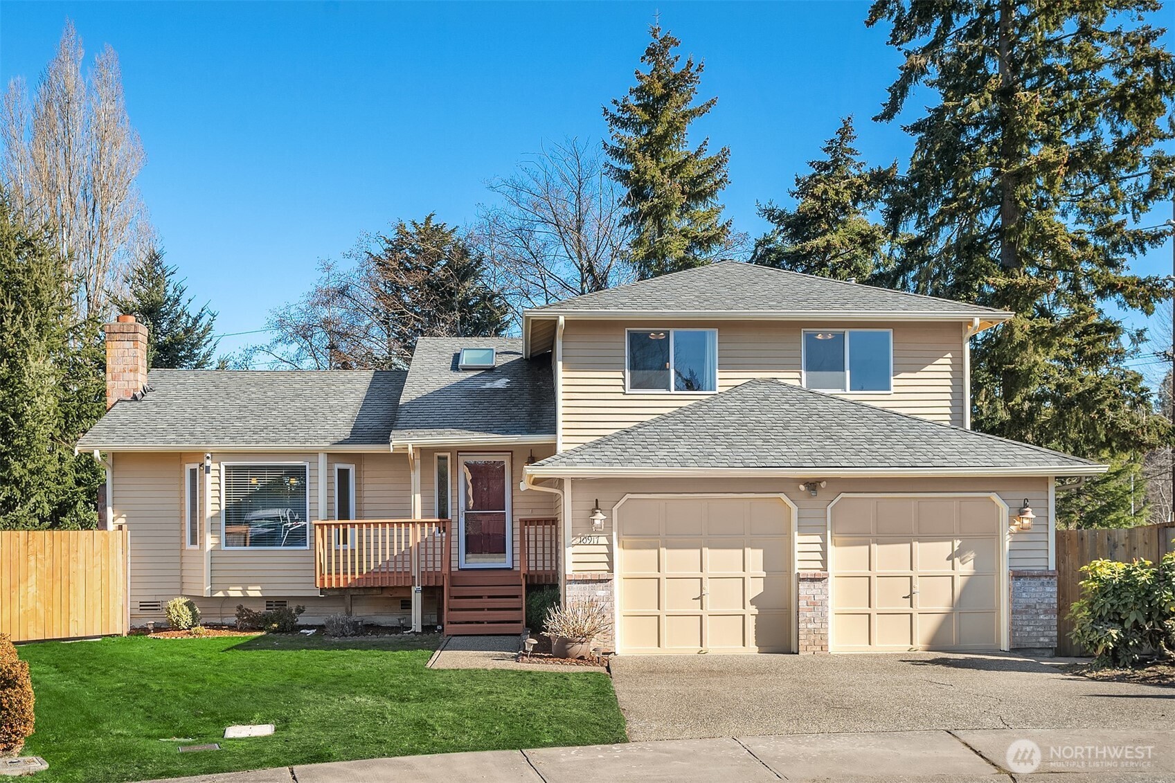10917 53rd Avenue Property Photo