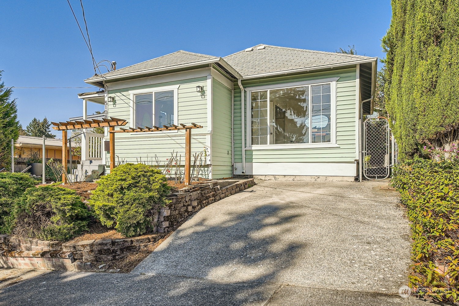 5108 S Orchard Street Property Photo 2