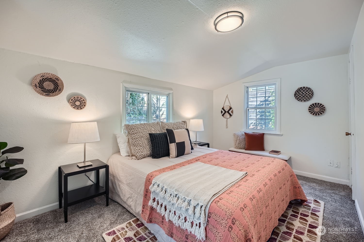 5108 S Orchard Street Property Photo 14