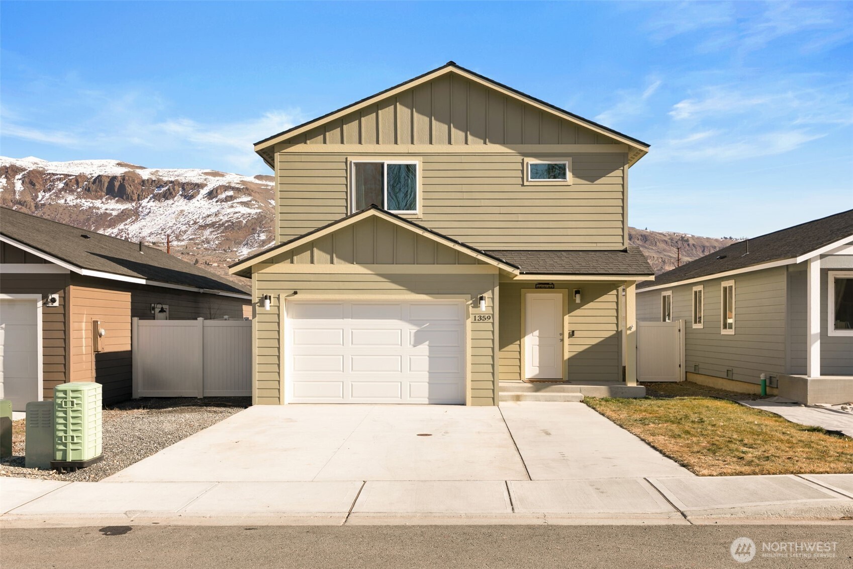 1359 Theo Way Property Photo
