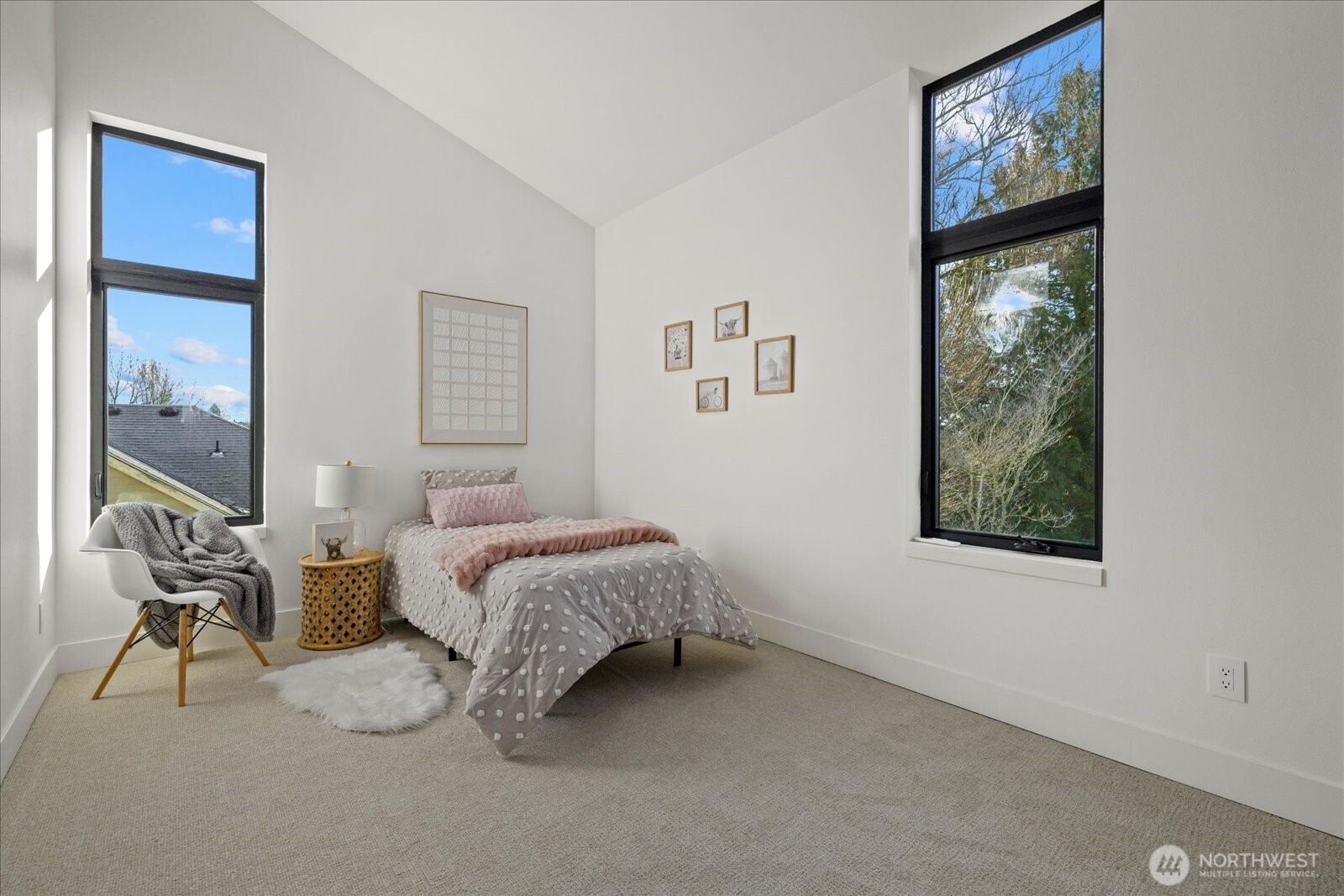 2405 E Fir Street Property Photo 21