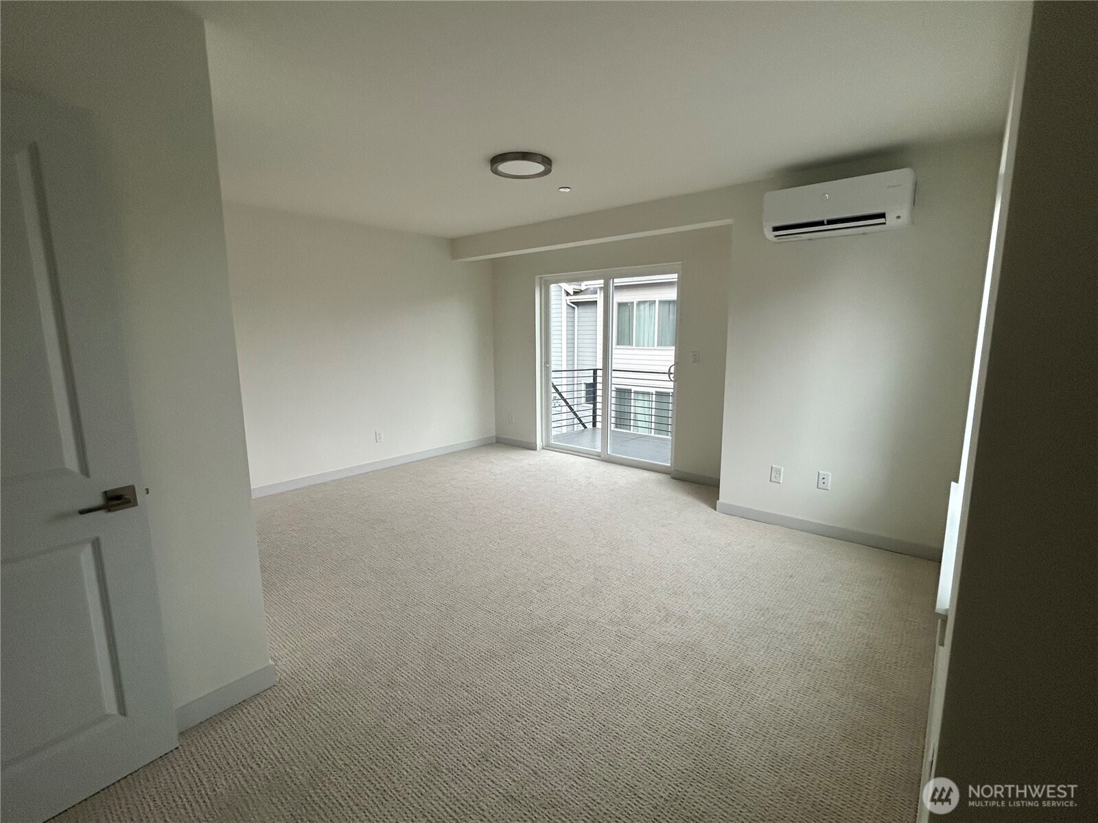 13243 Ambaum Boulevard C Property Photo 17