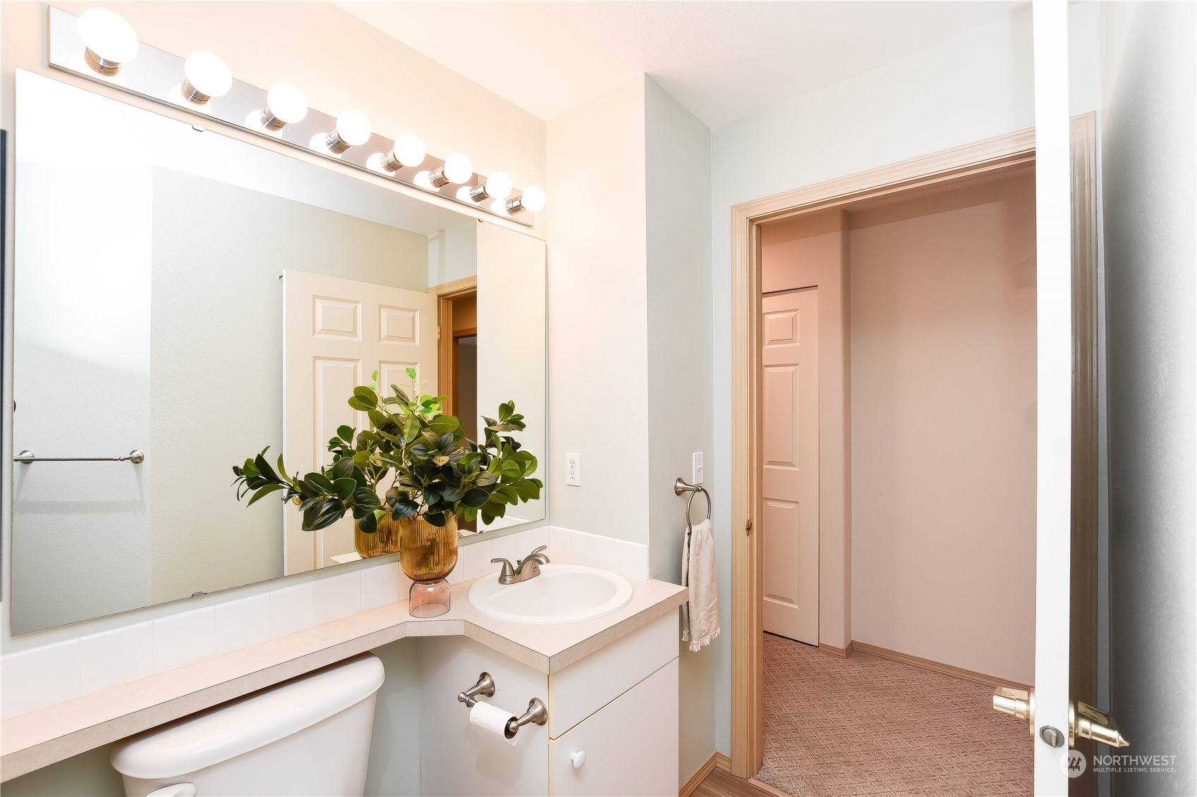 1318 37th Street 2428 Property Photo 15