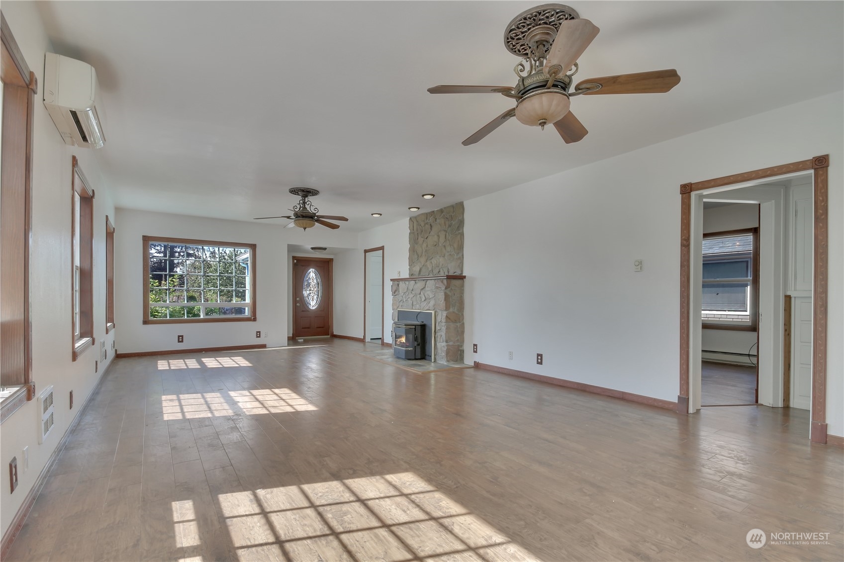 339 Eklund Avenue Property Photo 5