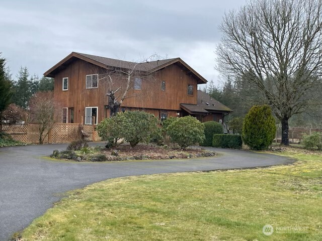 1090 Middle Fork Road Property Photo 1