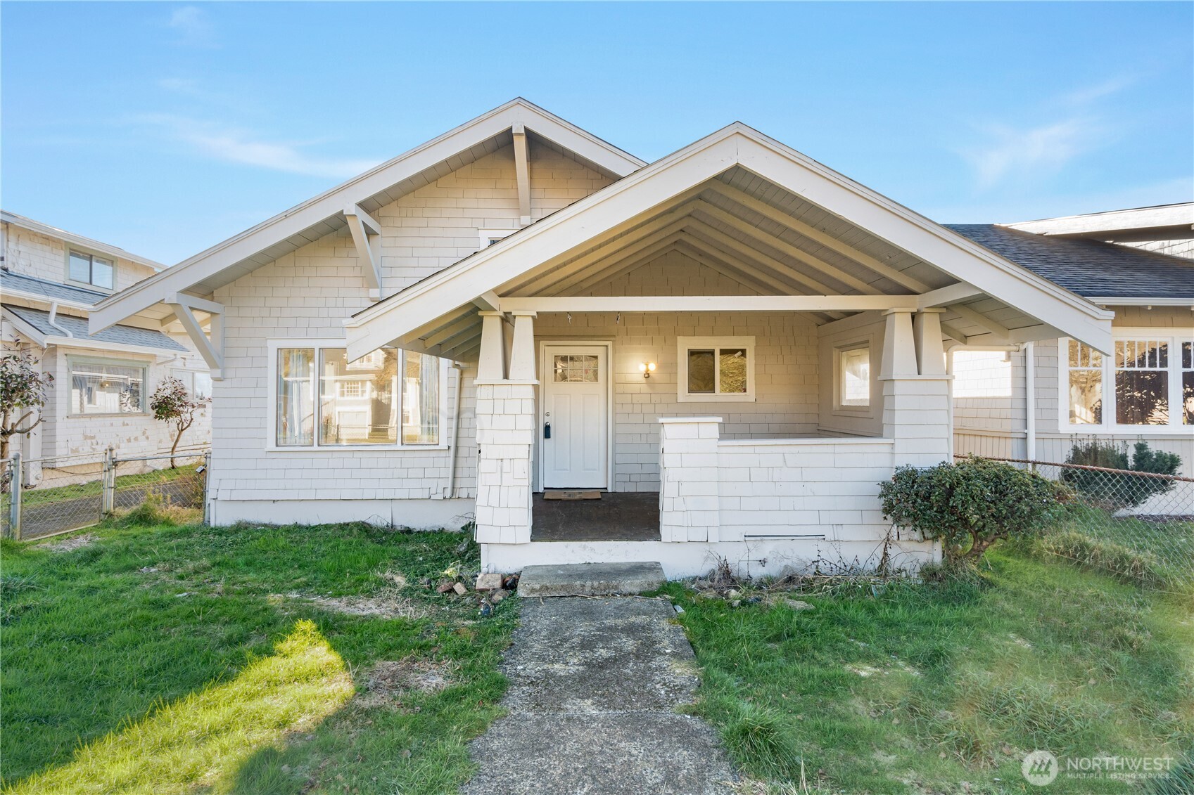 2422 Sumner Avenue Property Photo