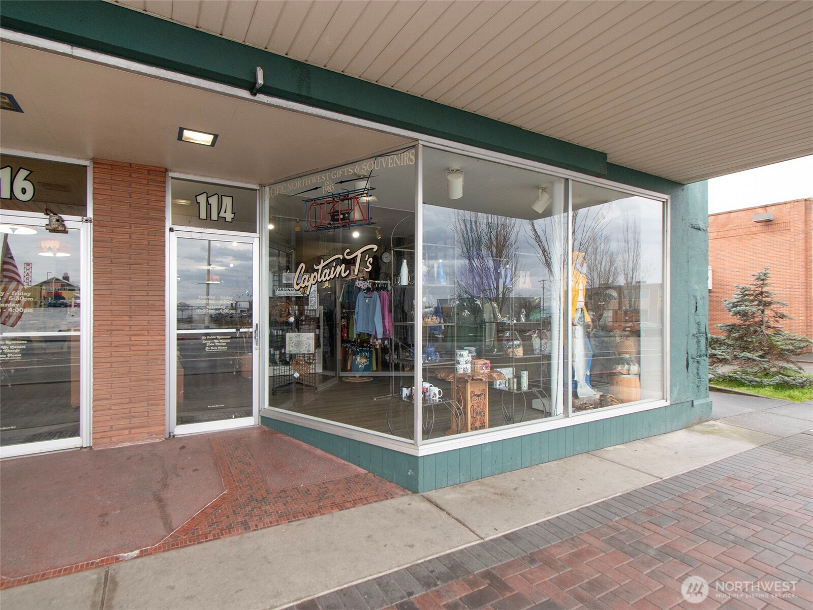 114 E Front Street Property Photo 3