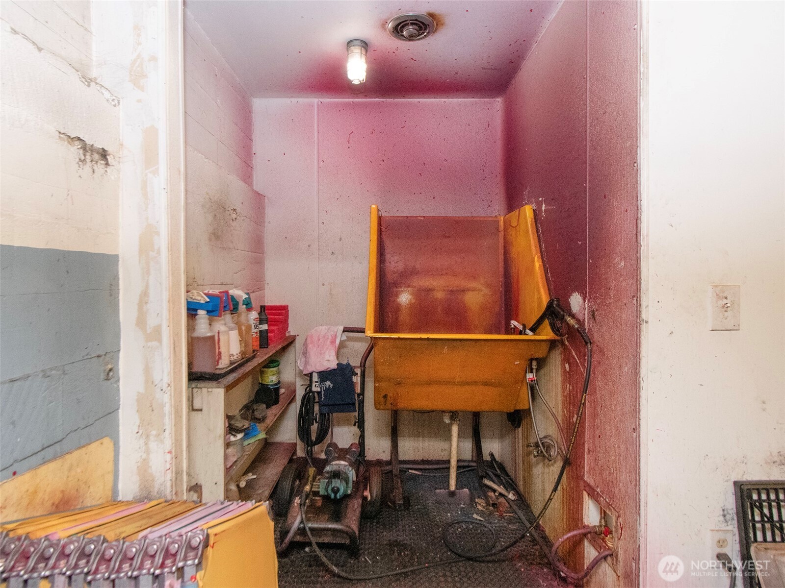 114 E Front Street Property Photo 23