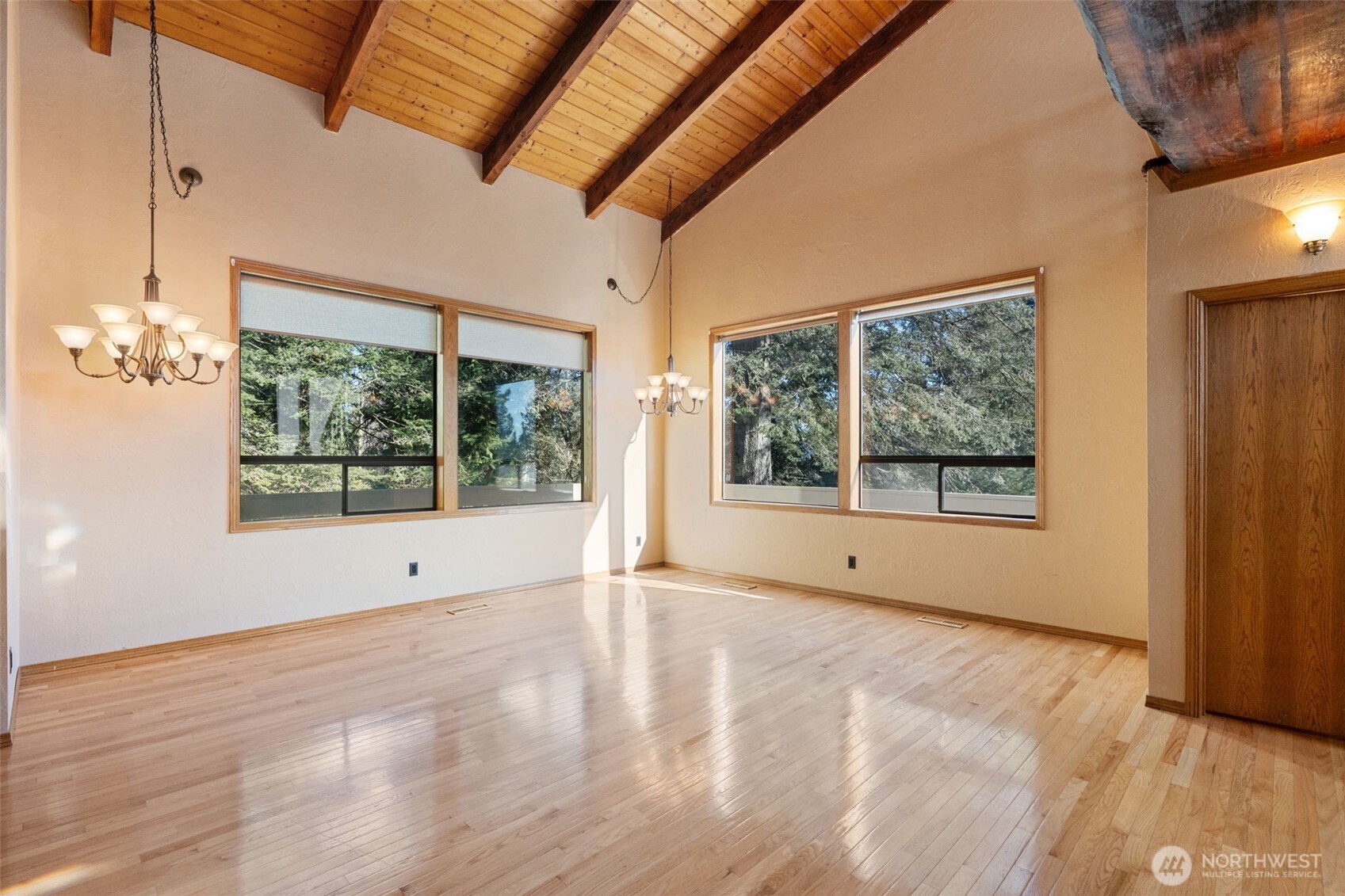 3646 Cedar Brook Drive Property Photo 3