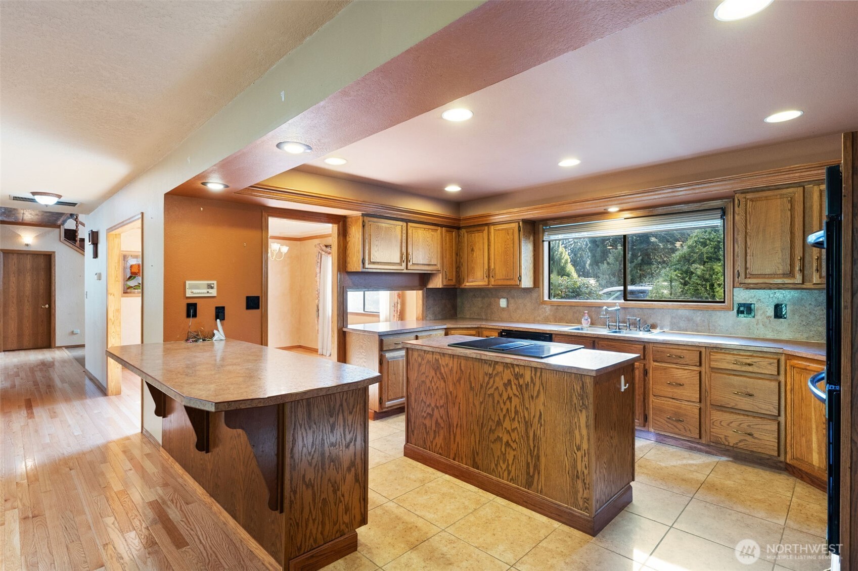 3646 Cedar Brook Drive Property Photo 6