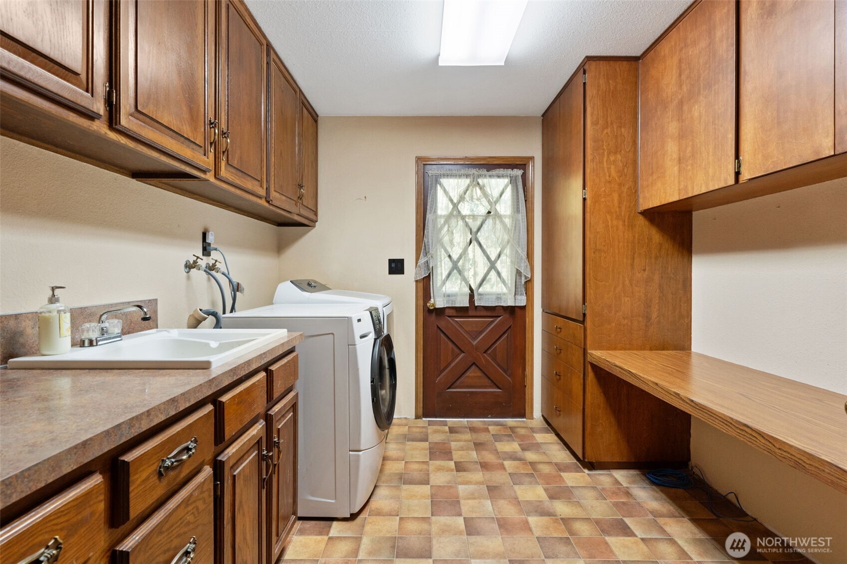 3646 Cedar Brook Drive Property Photo 10