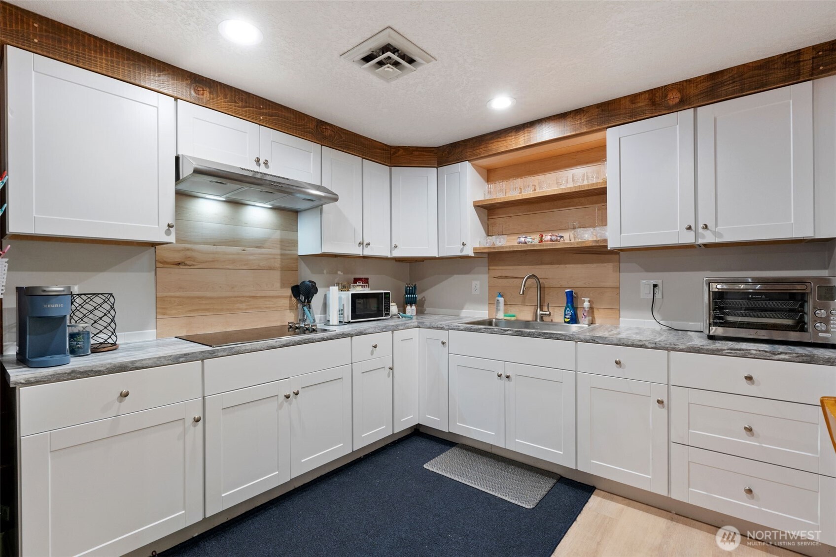 3646 Cedar Brook Drive Property Photo 27