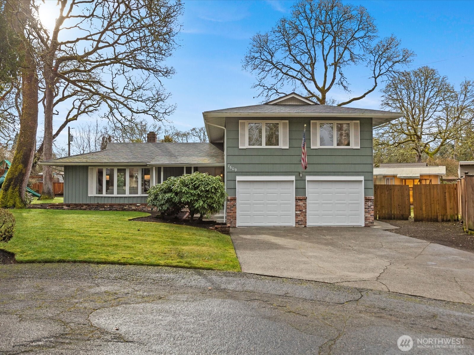 Clover Park High Real Estate Listings Main Image