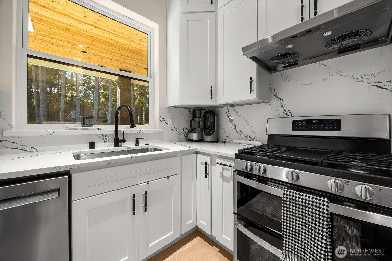 14435 Bear Creek Road Property Photo 17